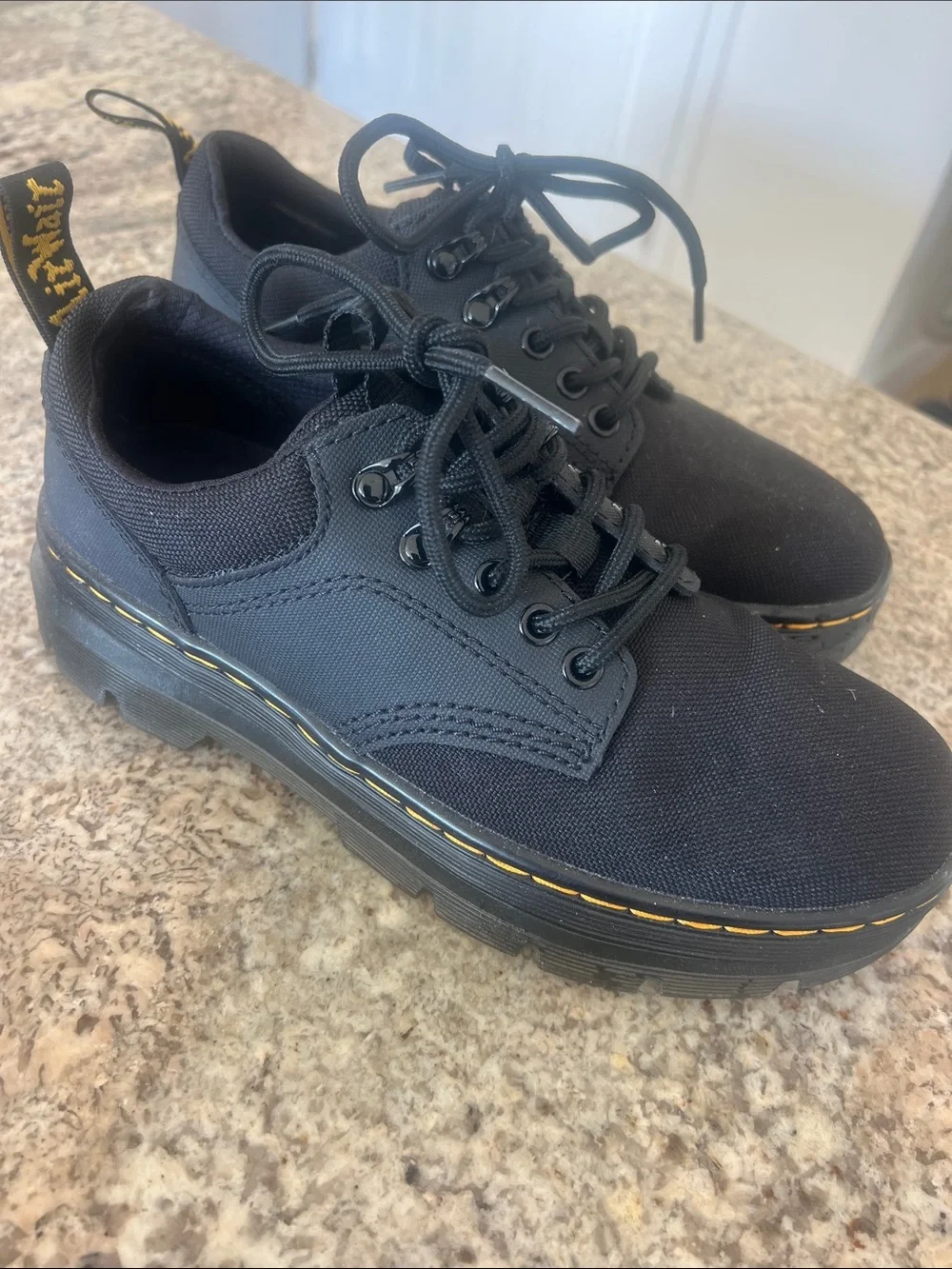 Dr. Martens Men’s Black Canvas Derby-Style Low Tops size 7